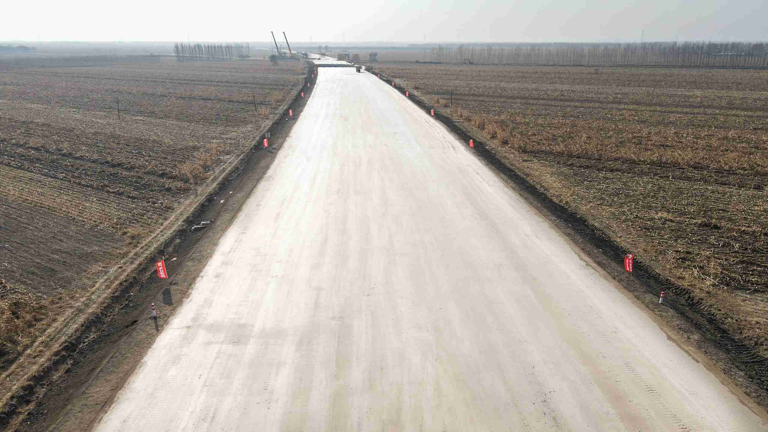 优德88股份哈尔滨至肇源高速公路是黑龙江省百大项目纪实(图1) 优德88股份哈尔滨至肇源高速公路是黑龙江省百大项目纪实(图1)