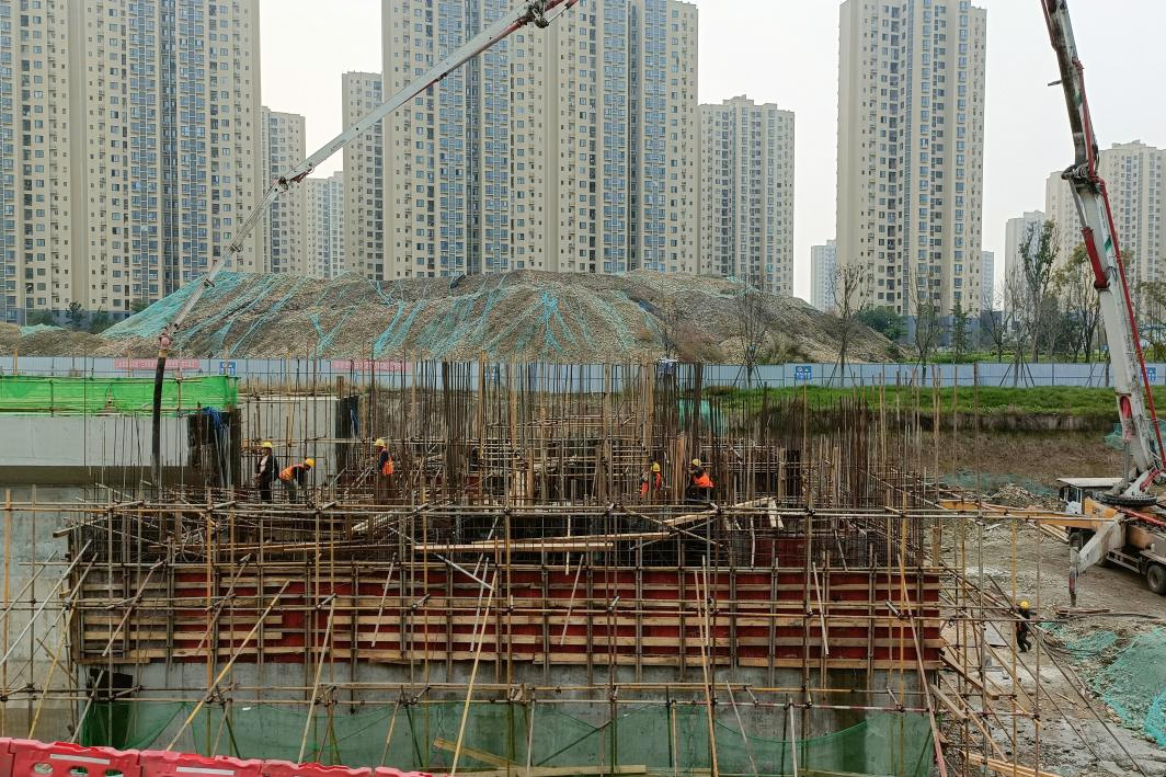公司四川遂宁各在建项目高效推进冬季施工 向年度目标发起冲刺(图7) 公司四川遂宁各在建项目高效推进冬季施工 向年度目标发起冲刺(图7)